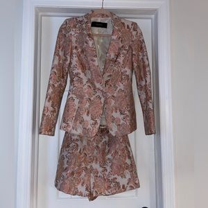 Zara - blazer and short set - size xs